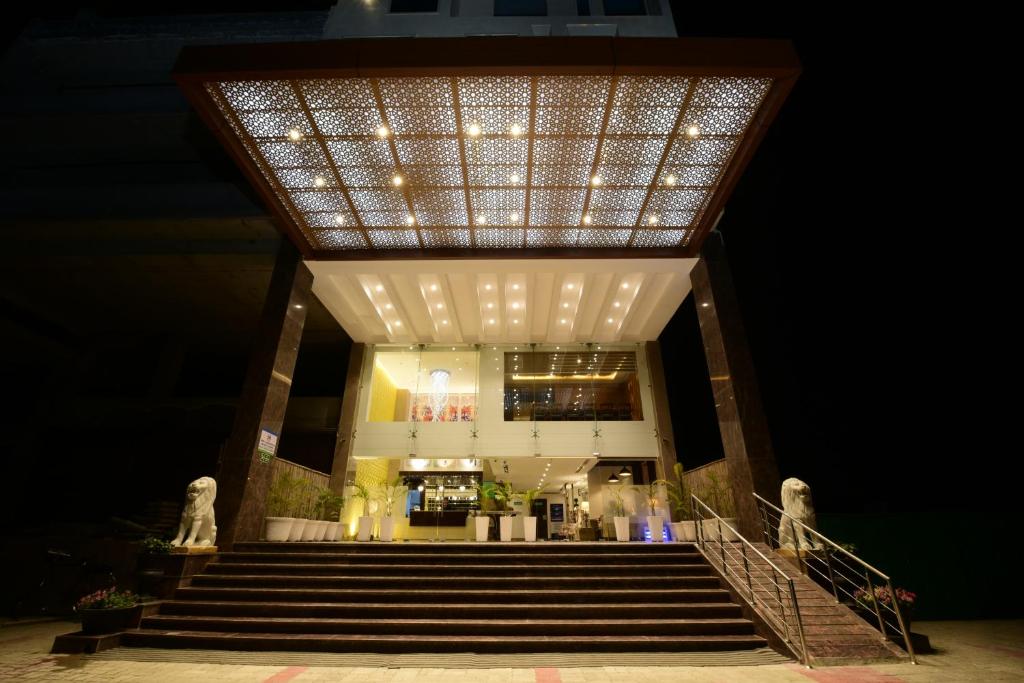 SureStay by Best Western Ranjit Avenue Amritsar